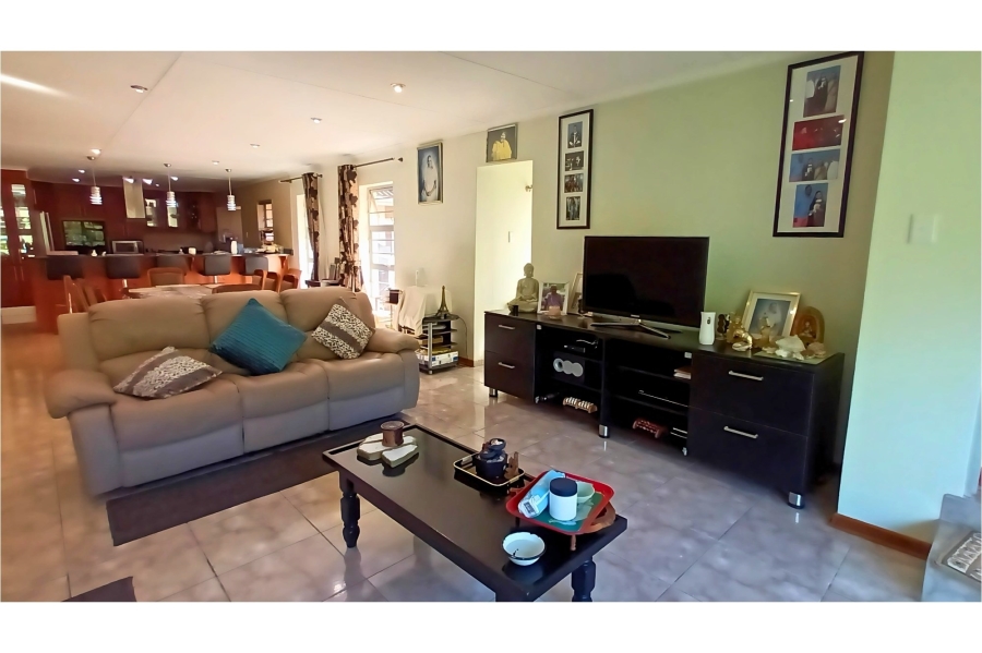 4 Bedroom Property for Sale in Blue Bend Eastern Cape